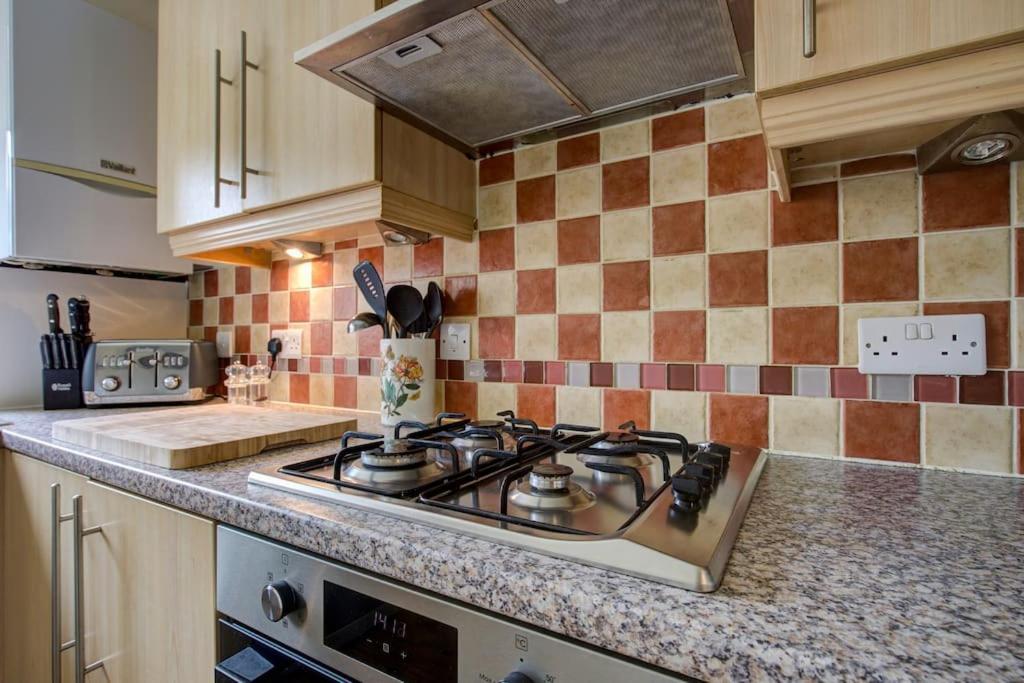 Ingledale Apartment, Ingleton, Yorkshire Dales National Park, Famous Three Peaks, Near The Lake District, Pets Are Welcome Ingleton (North Yorkshire) Exterior foto