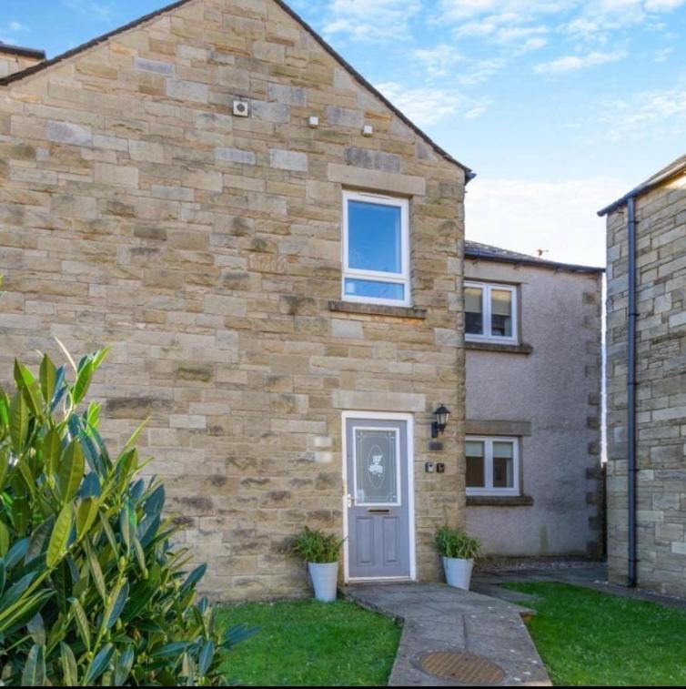 Ingledale Apartment, Ingleton, Yorkshire Dales National Park, Famous Three Peaks, Near The Lake District, Pets Are Welcome Ingleton (North Yorkshire) Exterior foto